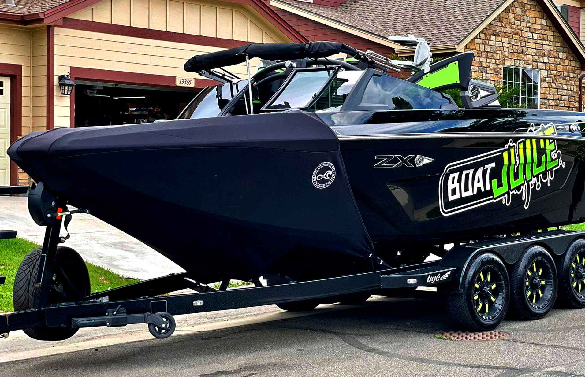 Uボート Tige Boat Shield – Surfinity
